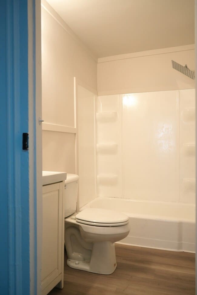 Building Photo - 511 S 2nd St