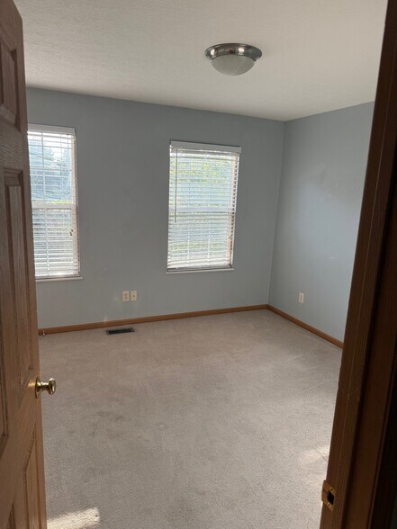 Bedroom #2 - 6186 New Albany Rd W
