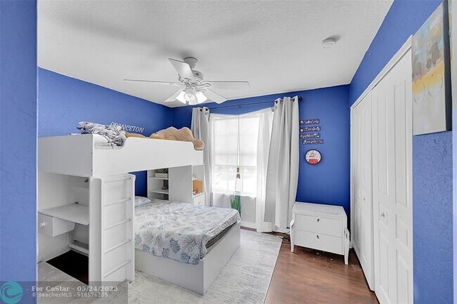 Building Photo - 5418 Sunseeker Blvd