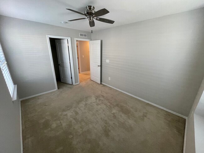 Building Photo - 4905 Sweet Shade Trail