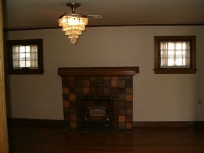 Living room with decor fireplace - 203 North Terrace