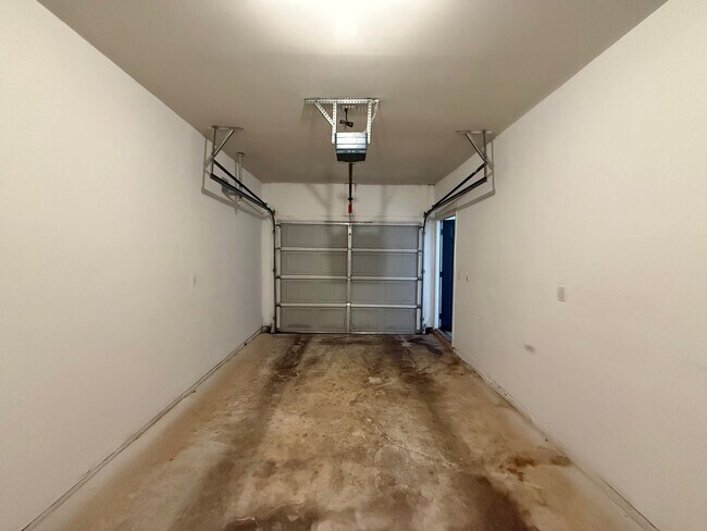 Building Photo - 925 Dorchester Pl