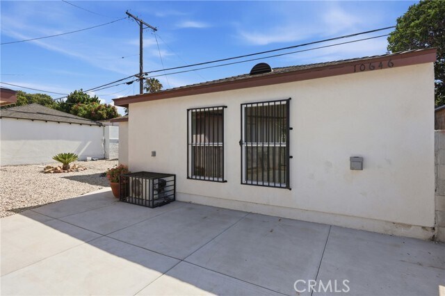 Building Photo - 10646 S Wilton Pl