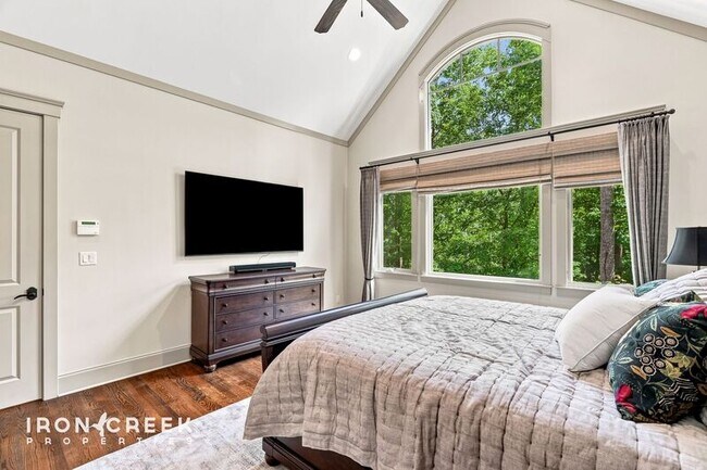 Building Photo - 2 Cherokee Orchard Ct