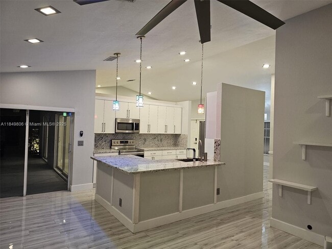 Building Photo - 9217 Paragon Way