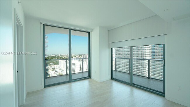 Building Photo - 1300 S Miami Ave