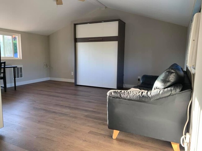 Murphy Bed, couch and table are no longer in unit - 10085 Grandview Dr