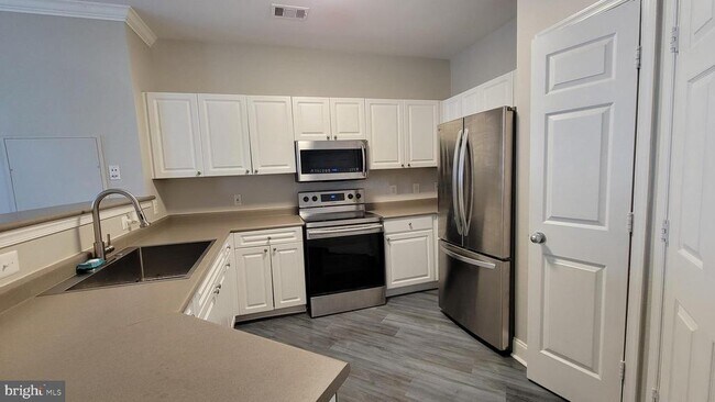Building Photo - 3009 Nicosh Cir
