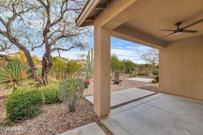 Building Photo - 1634 W Owens Way