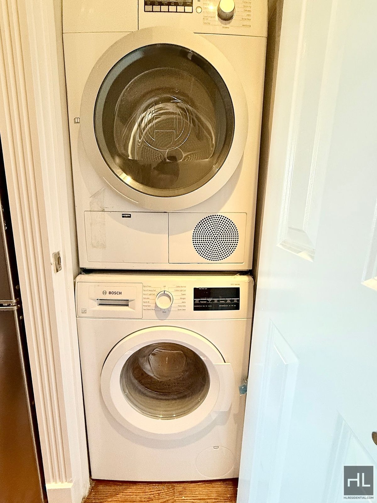 Building Photo - E 18TH ST.