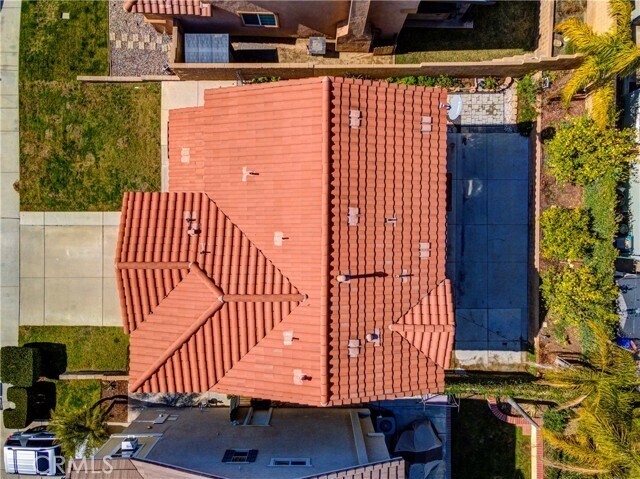 Building Photo - 16442 El Revino Dr