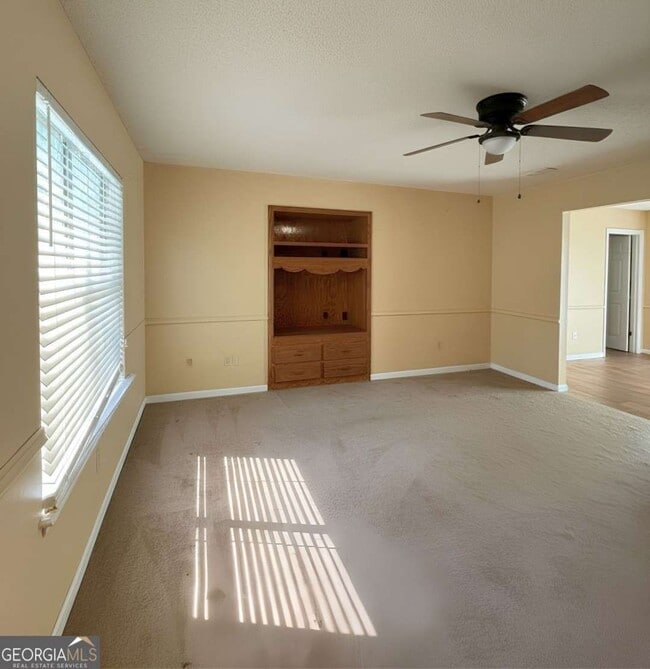 Building Photo - 204 Merriwood Cir