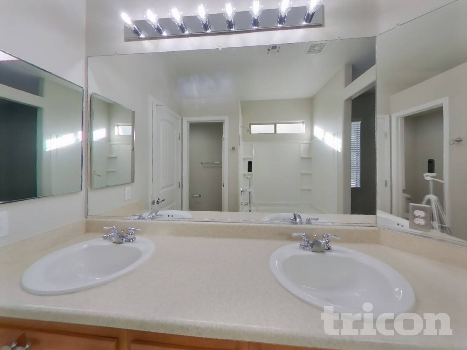 Building Photo - 2204 Turtle Beach Ave