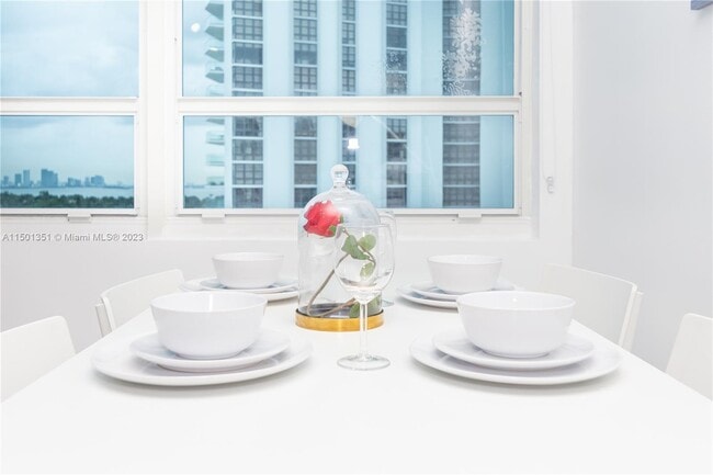 Building Photo - 5445 Collins Ave