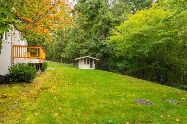 Building Photo - 4bd/3.75ba