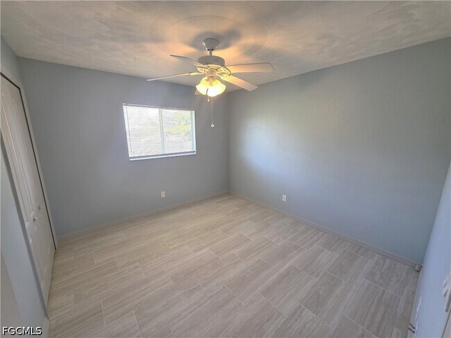 Building Photo - 4614 SW 9th Pl