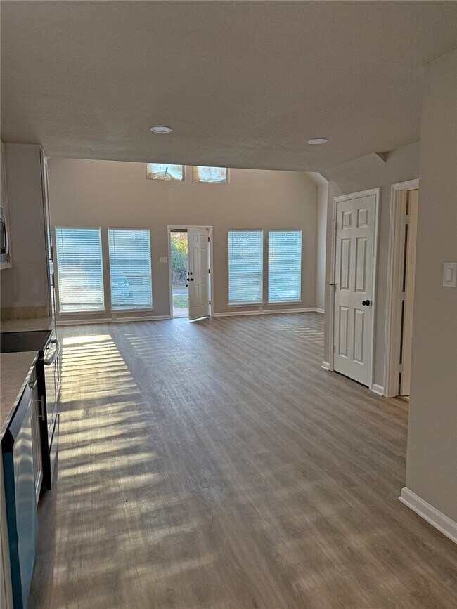 Building Photo - 91 Willow Oak Ln