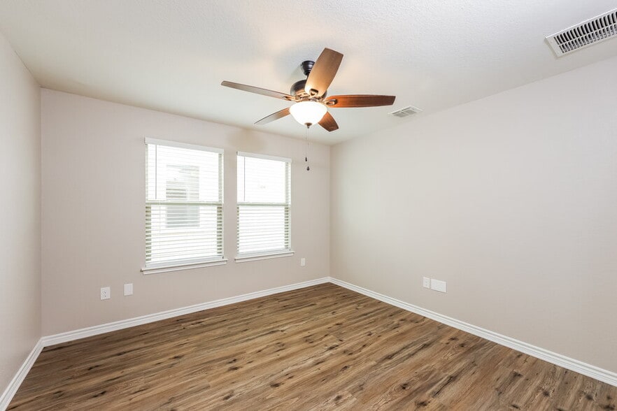 Building Photo - 14310 Omicron Dr