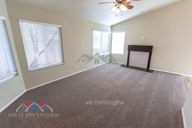 Building Photo - 4725 E Brown Rd