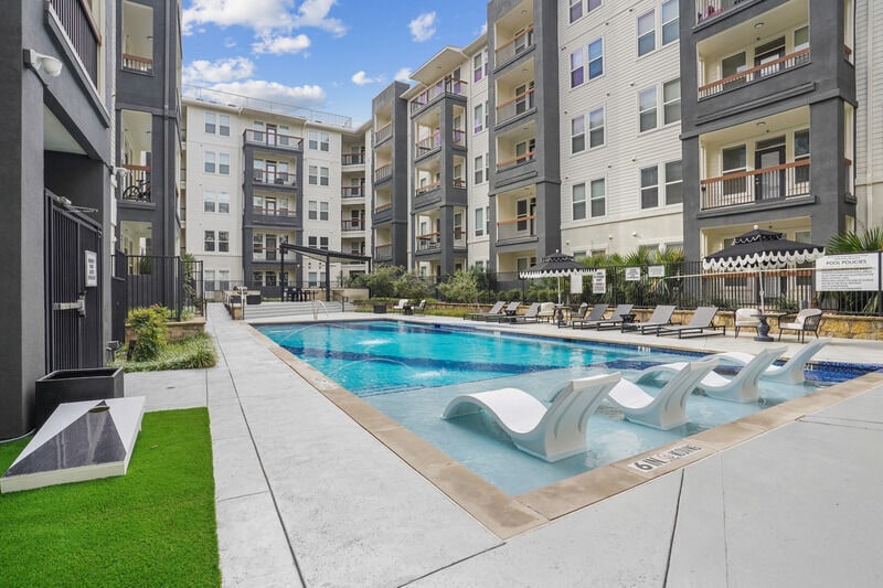 Building Photo - 4000 Hulen Apartments