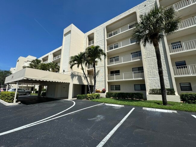 Building Photo - 200 Intracoastal Pl