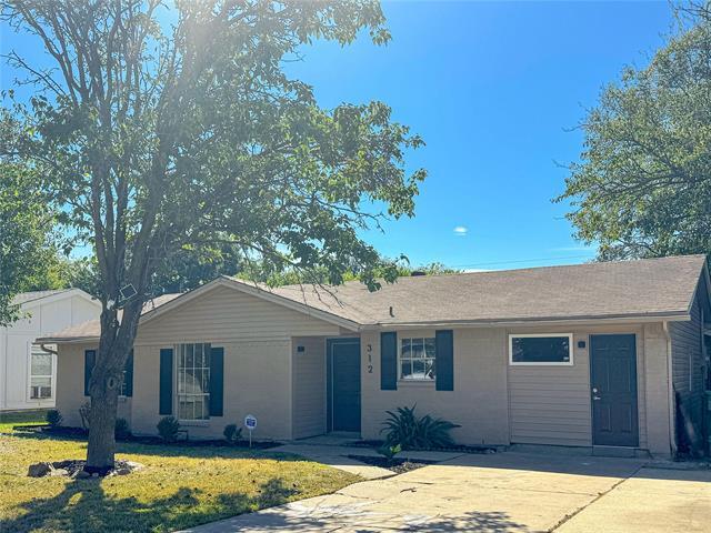 Building Photo - 312 W Little Creek Rd