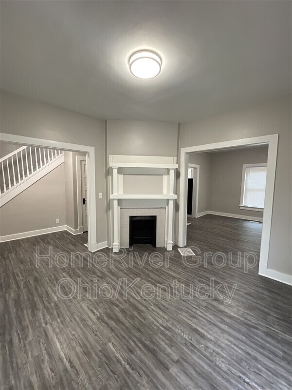 Building Photo - 1251 Phillips Ave