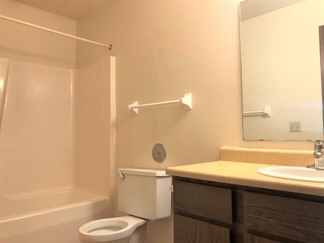 Building Photo - 2343 Chalet Gardens Rd