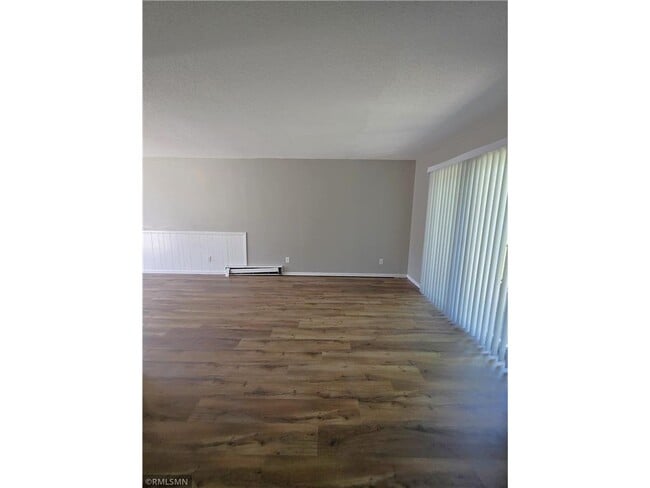 Building Photo - 333 Odanah Ave