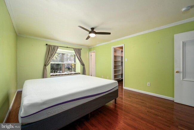 Building Photo - 723 Kings Croft Dr