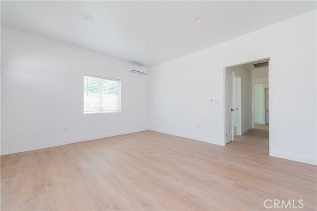 Building Photo - 5033 Sultana Ave