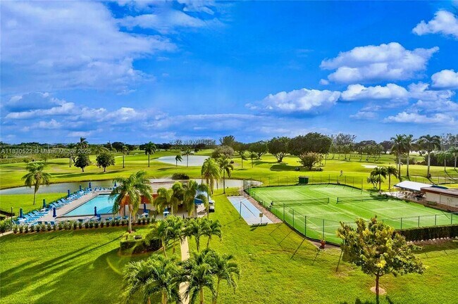 Building Photo - 9420 S Hollybrook Lake Dr