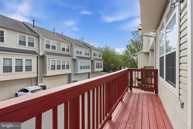 Building Photo - 4067 Fountainside Ln