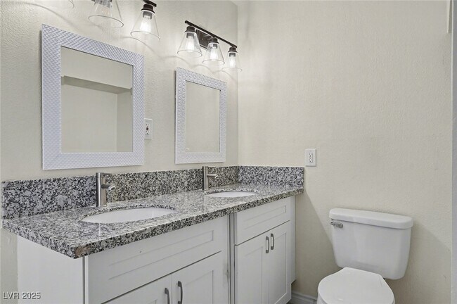 Building Photo - 313 Fox Cir