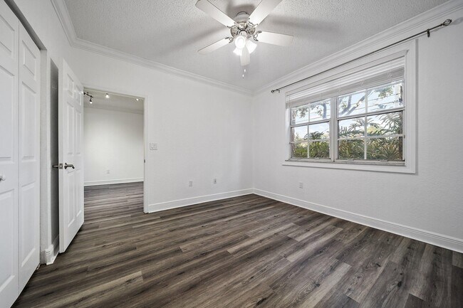 Building Photo - 1803 N Flagler Dr