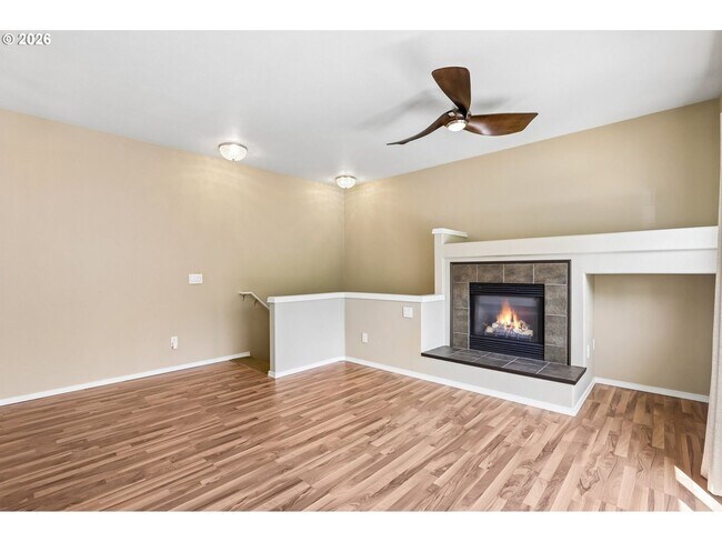 Building Photo - Updated Beaverton Condo with Garage, Balcony & Quartz Counters Near Nike and Intel