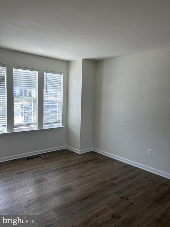 Building Photo - 40 Orch Grn Dr