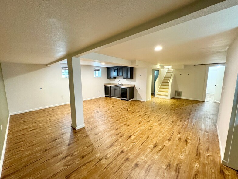Building Photo - 6744 11th Ave NW
