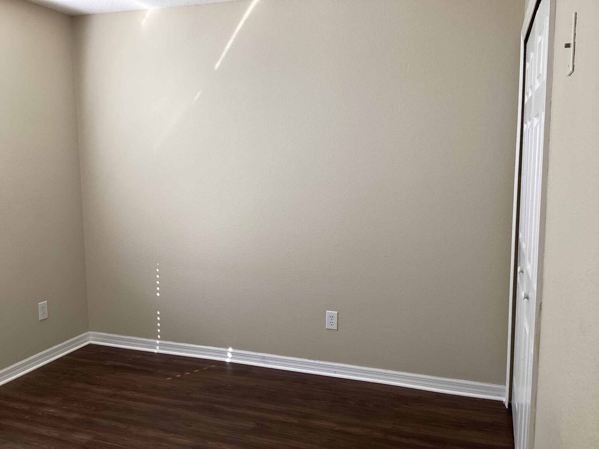 Building Photo - 1419 Hunterman Ln