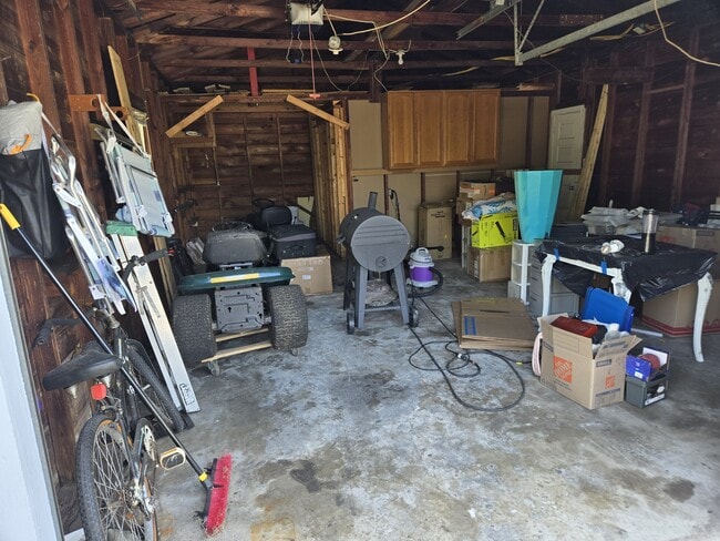 Building Photo - 530 Freeport Ave N