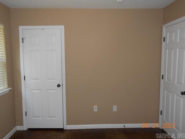 Building Photo - 20621 Cole Ln