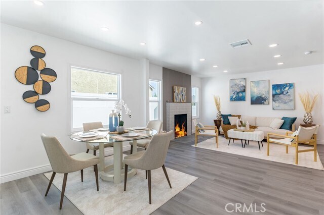 Building Photo - 11912 Elkwood St