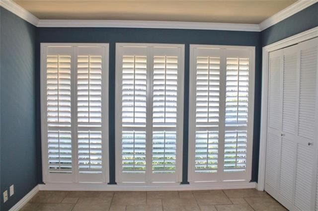 Building Photo - 3319 Bristol Rd