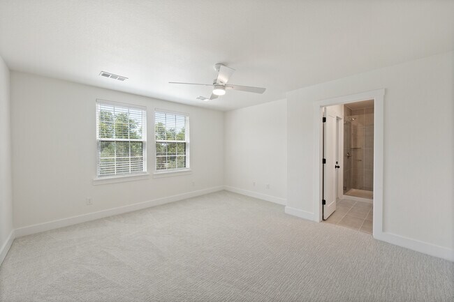 Building Photo - 5811 S 31st St