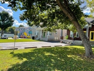 Welcome to Studio 41! offers lots of greenspace to enjoy your day, along with plenty of off-street - 3813 Gallatin Pike