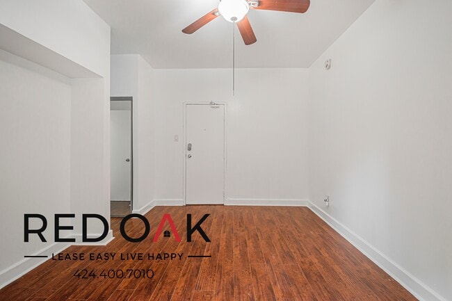 Building Photo - 250 Loma Dr