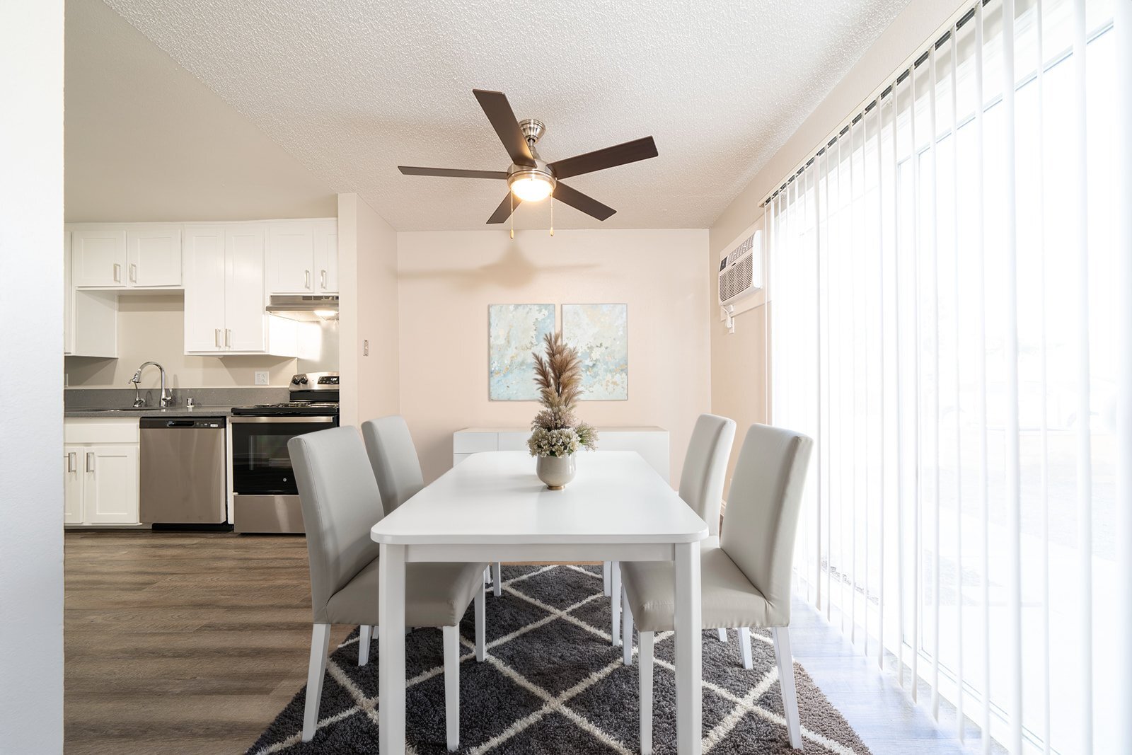 Building Photo - 269 W San Marcos Blvd