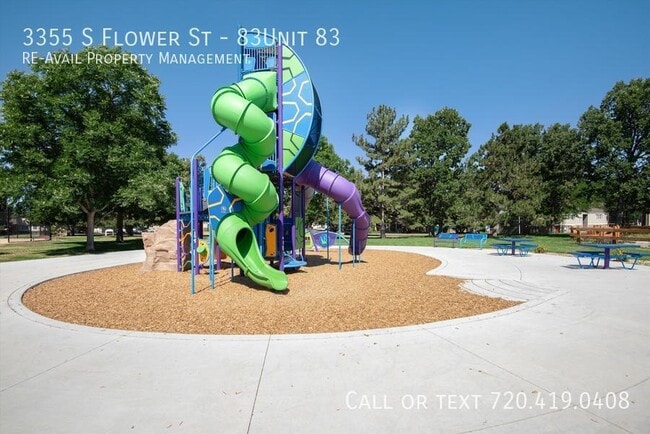 Building Photo - 3355 S Flower St
