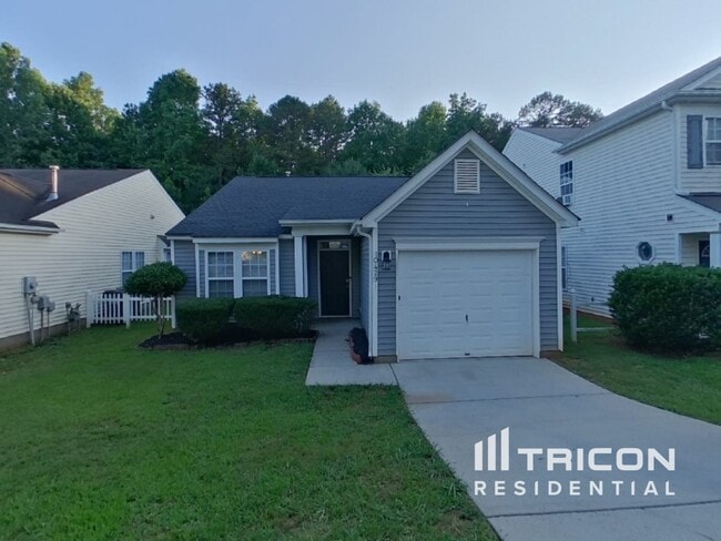 Building Photo - 10429 Hugue Way