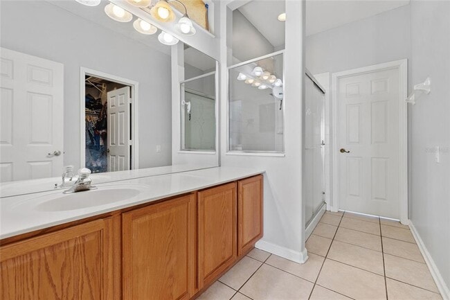 Building Photo - 3180 Stonehurst Cir